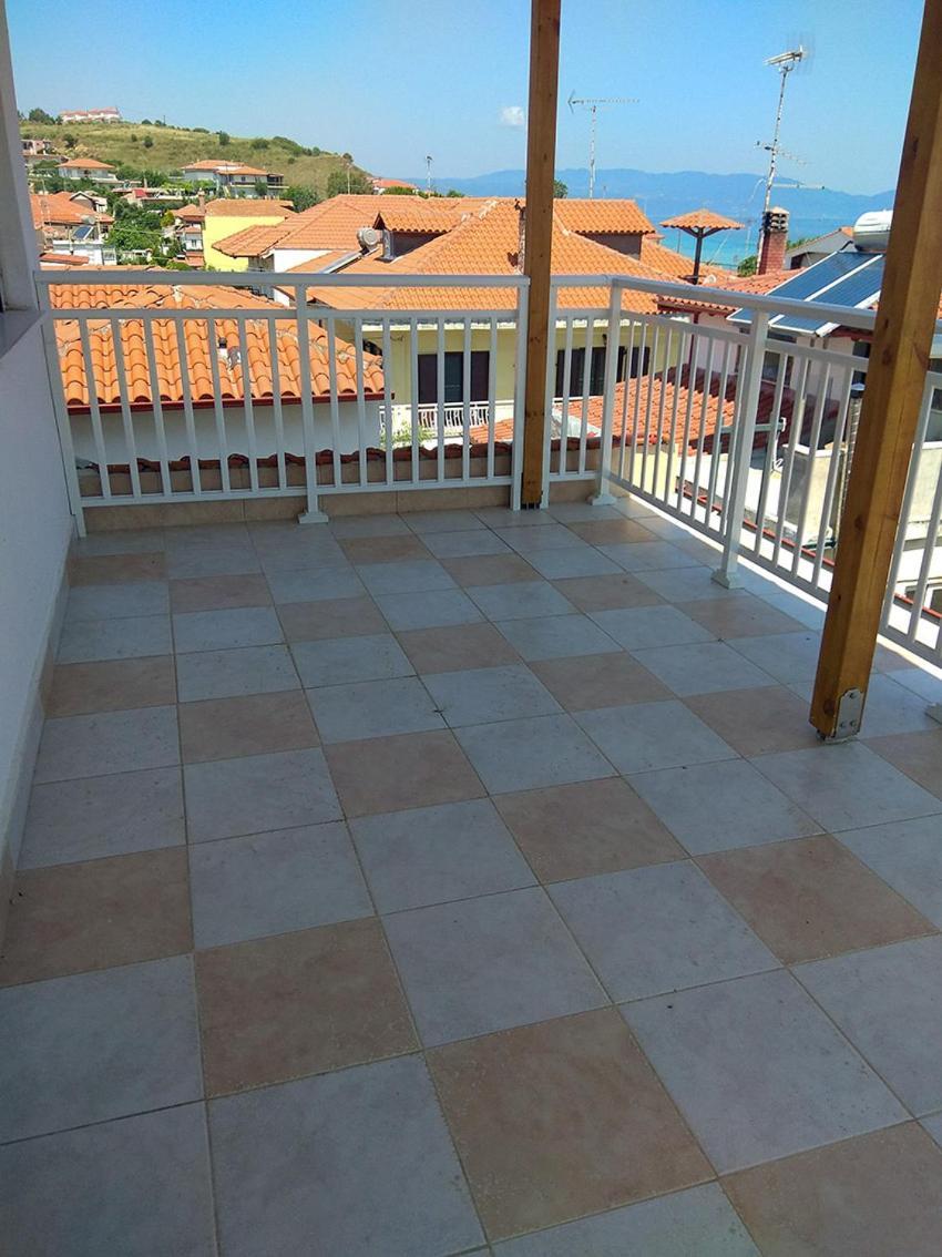 Rodon Apartments - S Avdimioti Nea Roda Luaran gambar