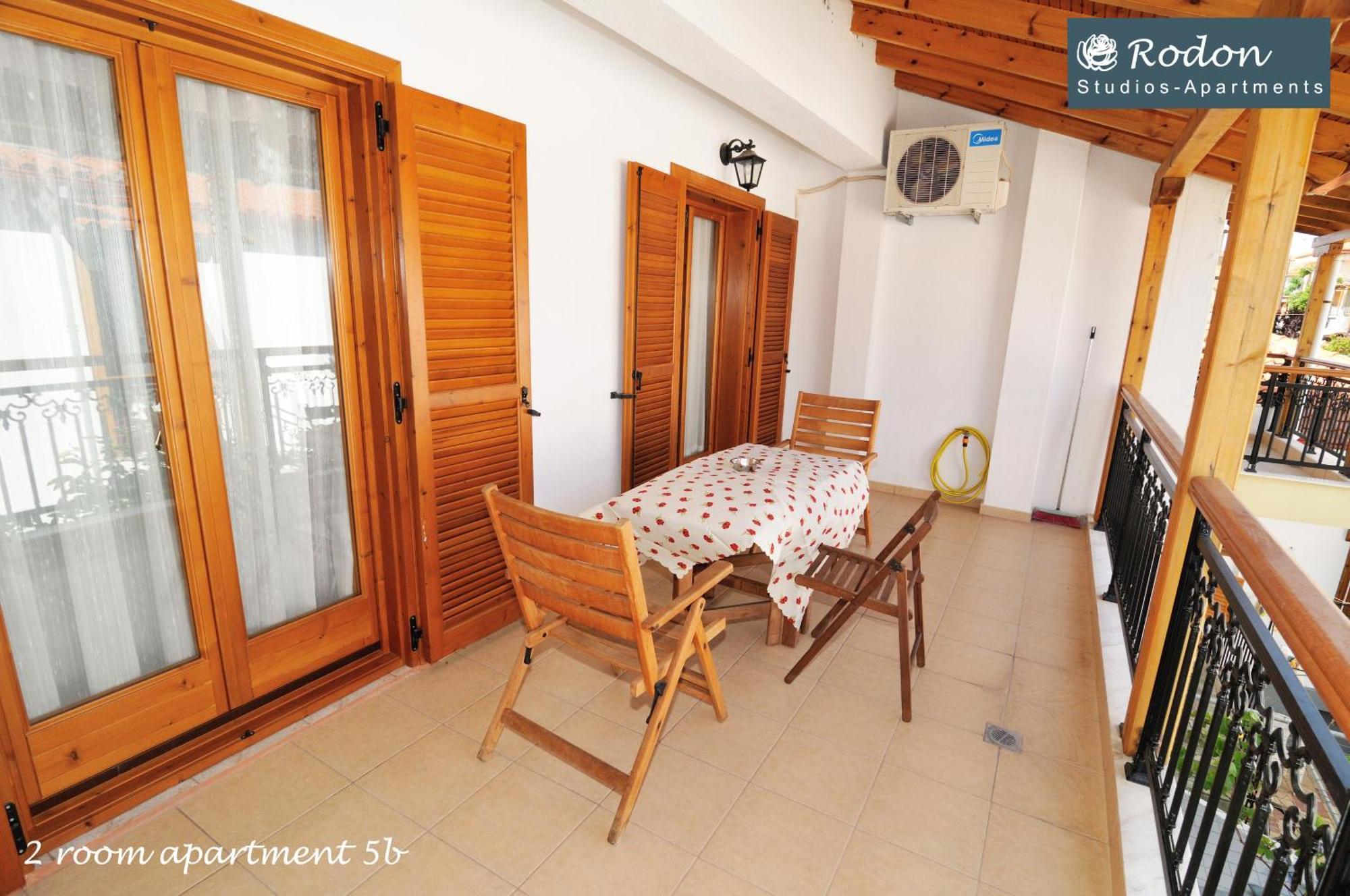 Rodon Apartments - S Avdimioti Nea Roda Luaran gambar