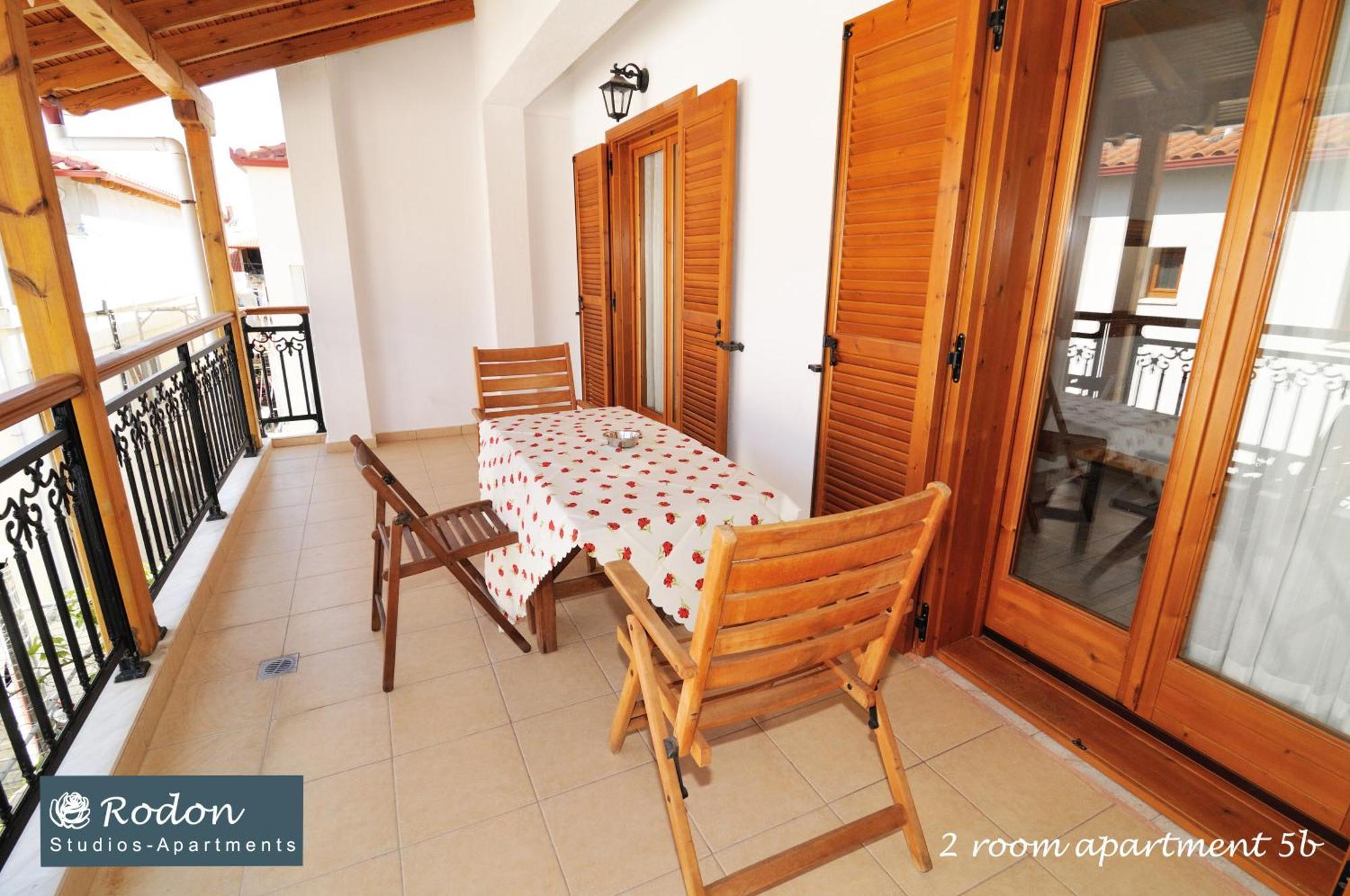 Rodon Apartments - S Avdimioti Nea Roda Luaran gambar