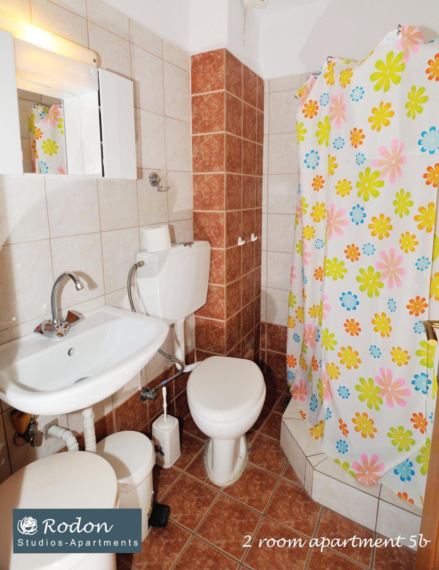 Rodon Apartments - S Avdimioti Nea Roda Luaran gambar