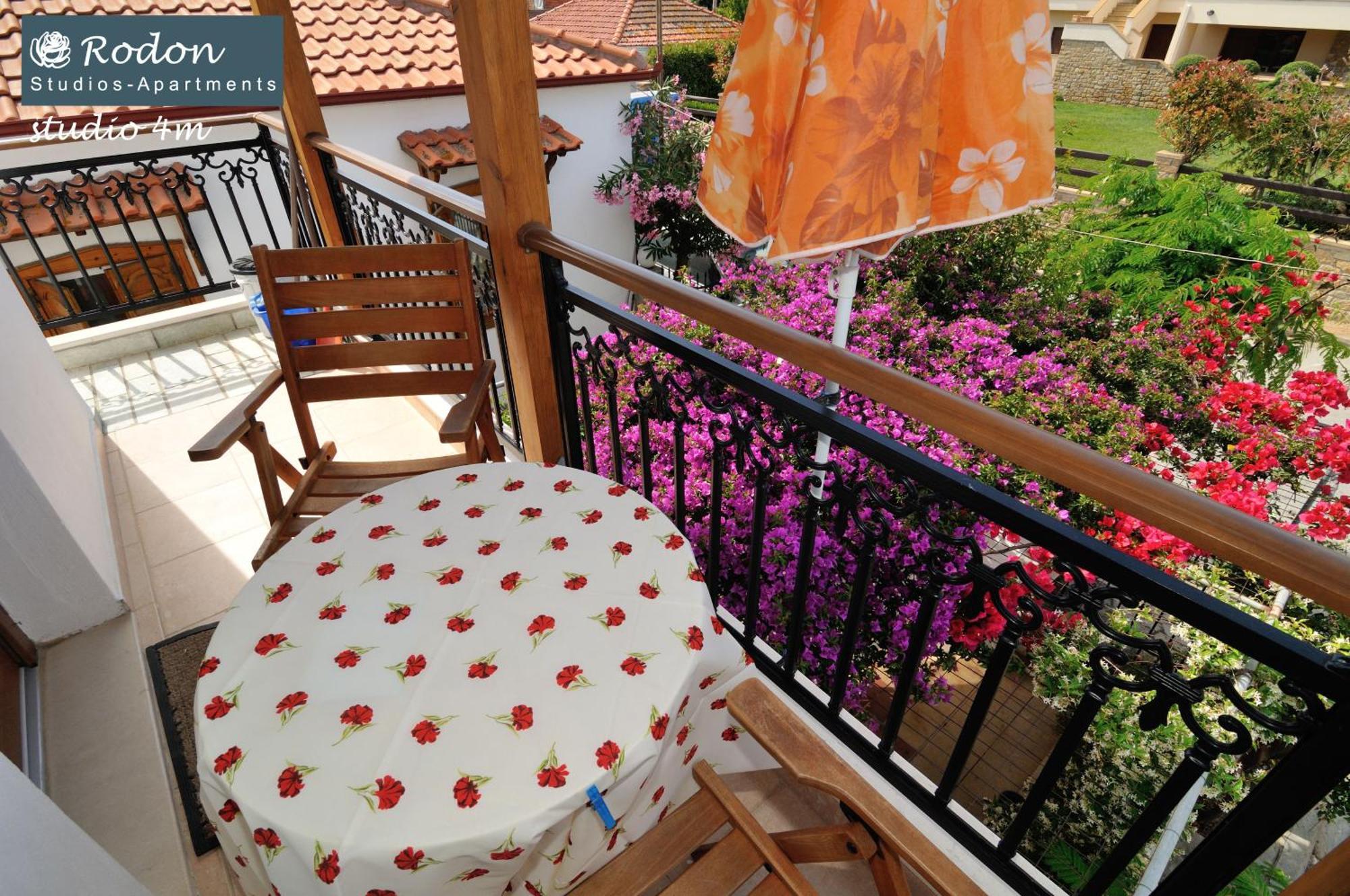 Rodon Apartments - S Avdimioti Nea Roda Luaran gambar